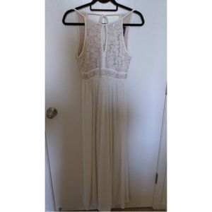 Night Way White Maxi Dress (EUC)